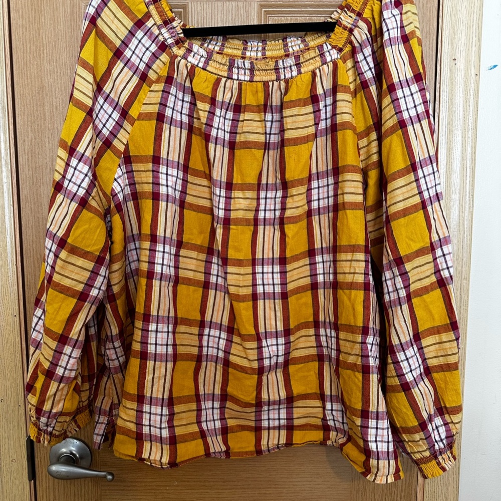 Old Navy Women's Checkered Blouse in Yellow and Red